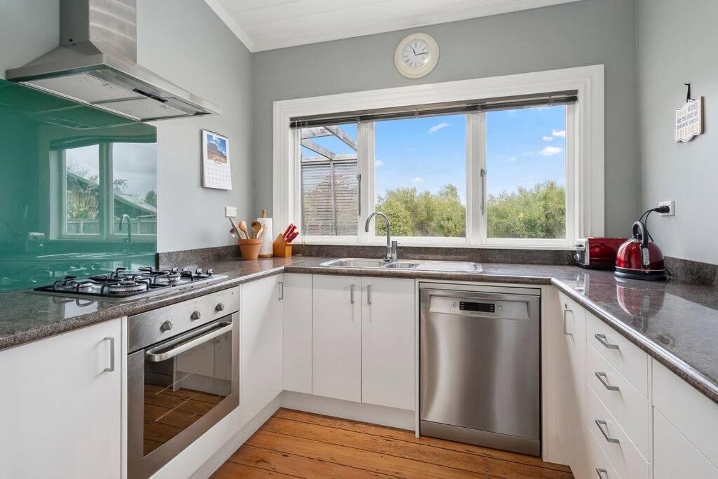 Applecross Cottage Martinborough Ngoại thất bức ảnh
